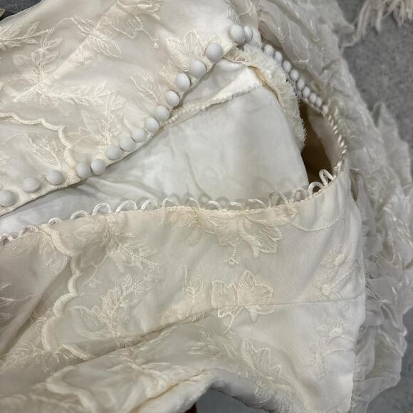 Women's XXS Gown White Nylon Chiffon Tiered Full Skirted Vintage 1960s Bridal - Picture 4 of 4